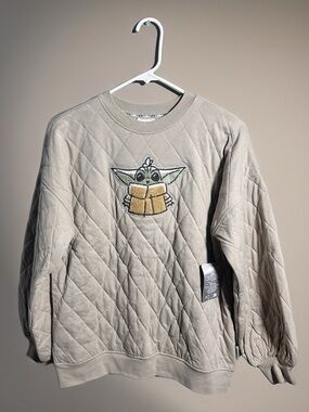 NWT Star Wars Grogu Baby Yoda Quilted Sweatshirt Crewneck Beige XS